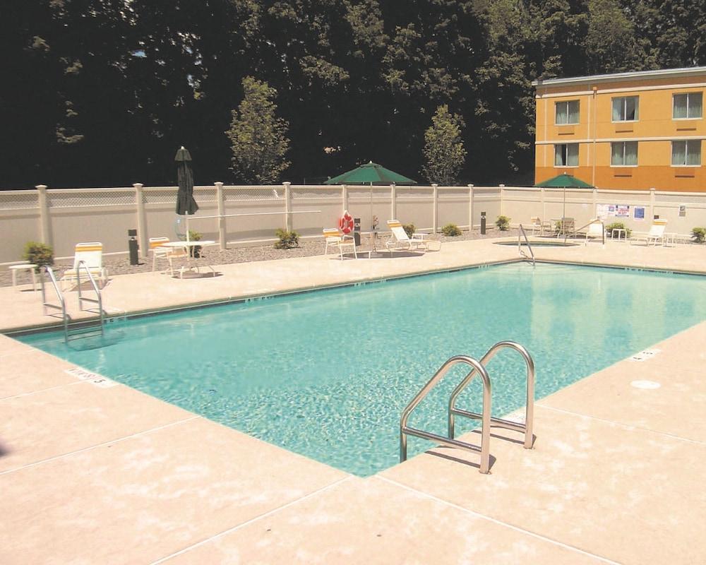 La Quinta By Wyndham Danbury Hotel Luaran gambar