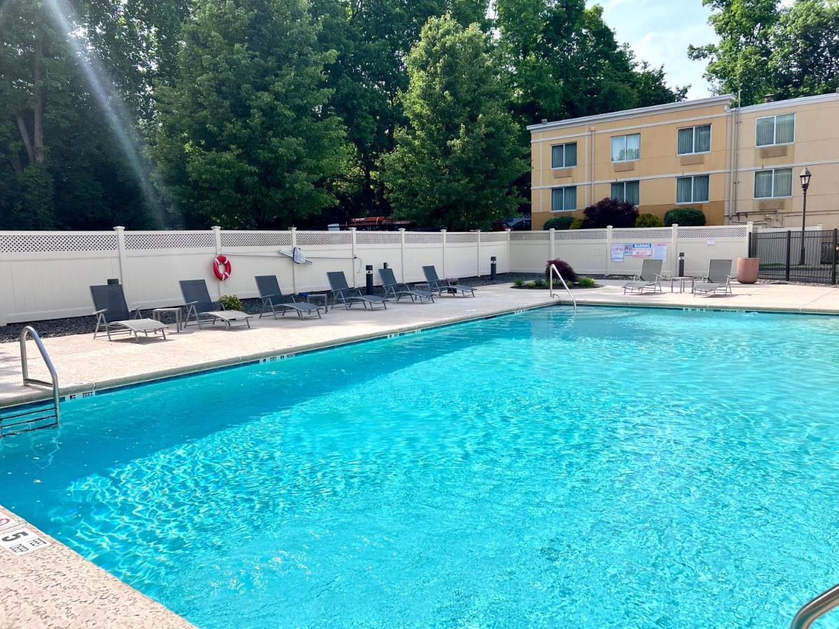La Quinta By Wyndham Danbury Hotel Luaran gambar